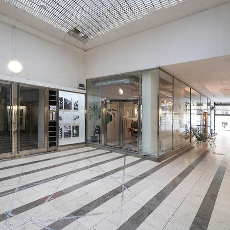 New Town - Apple Apartments Prague Luaran gambar