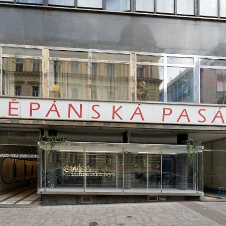 New Town - Apple Apartments Prague Luaran gambar