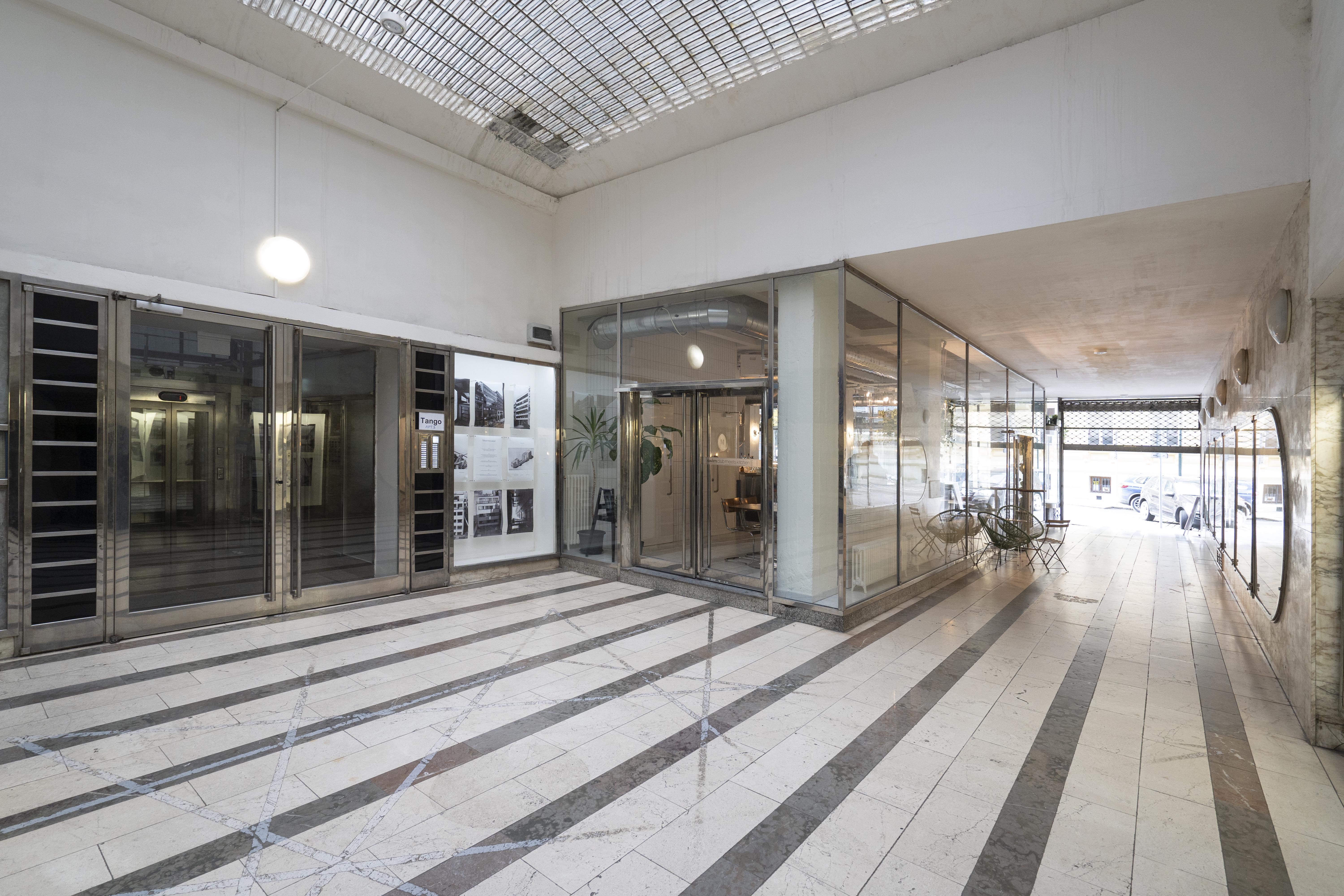 New Town - Apple Apartments Prague Luaran gambar