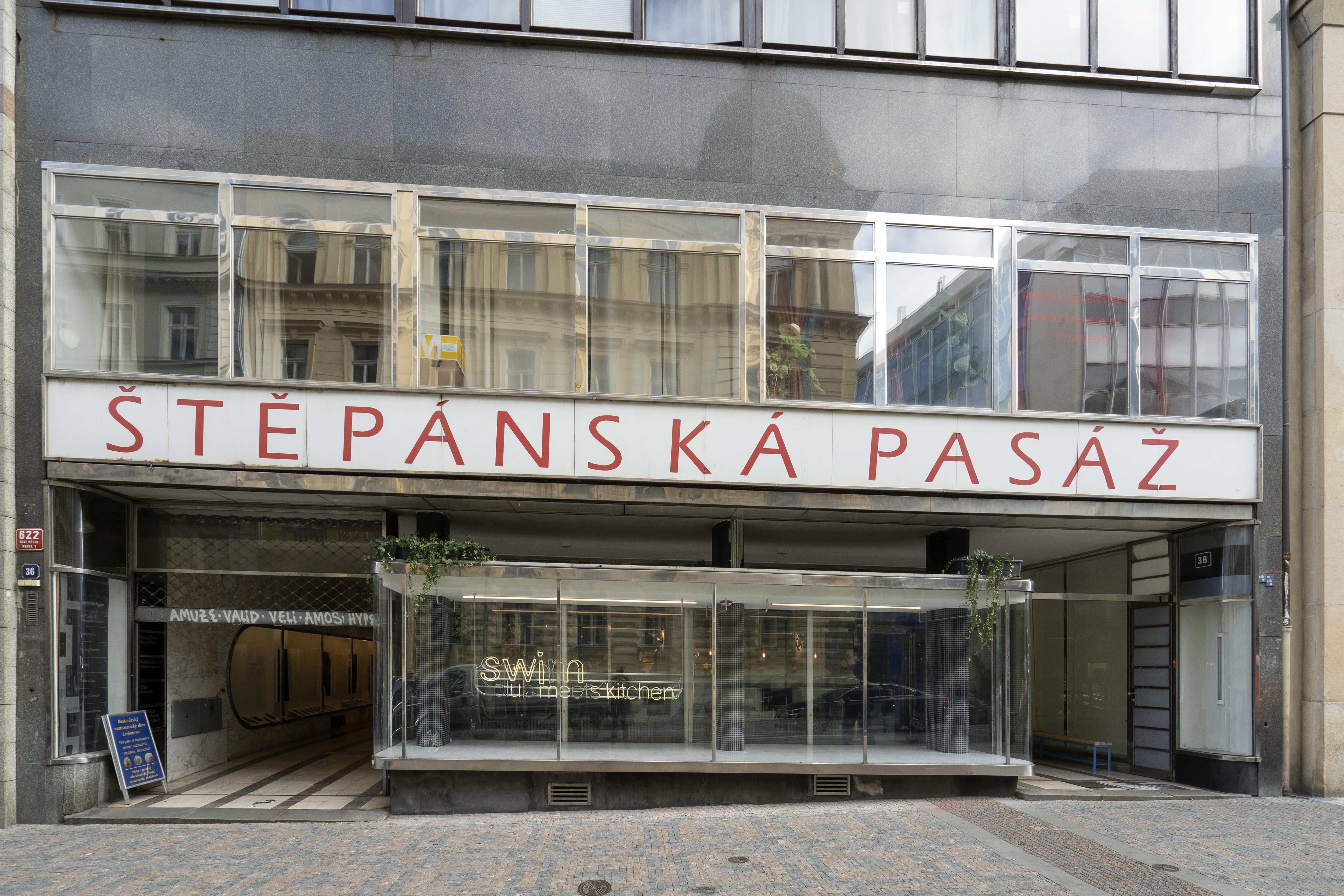 New Town - Apple Apartments Prague Luaran gambar